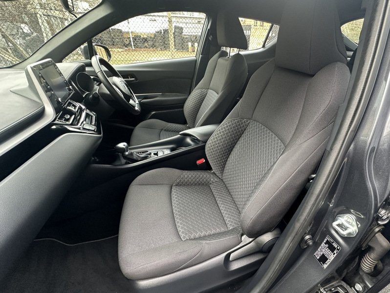 Used Toyota C-HR 2023 for sale - 77677131: Photo 11