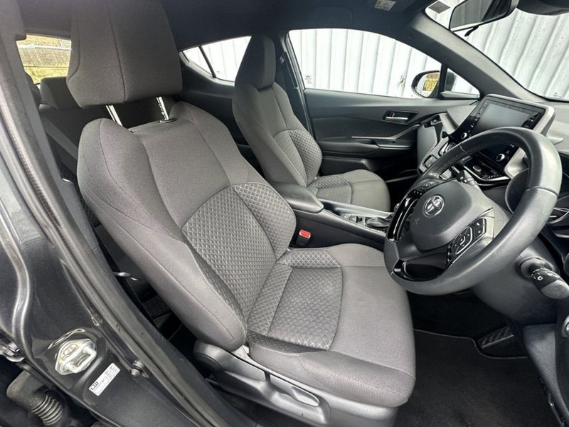 Used Toyota C-HR 2023 for sale - 77677131: Photo 12