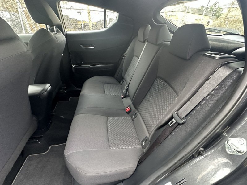 Used Toyota C-HR 2023 for sale - 77677131: Photo 13