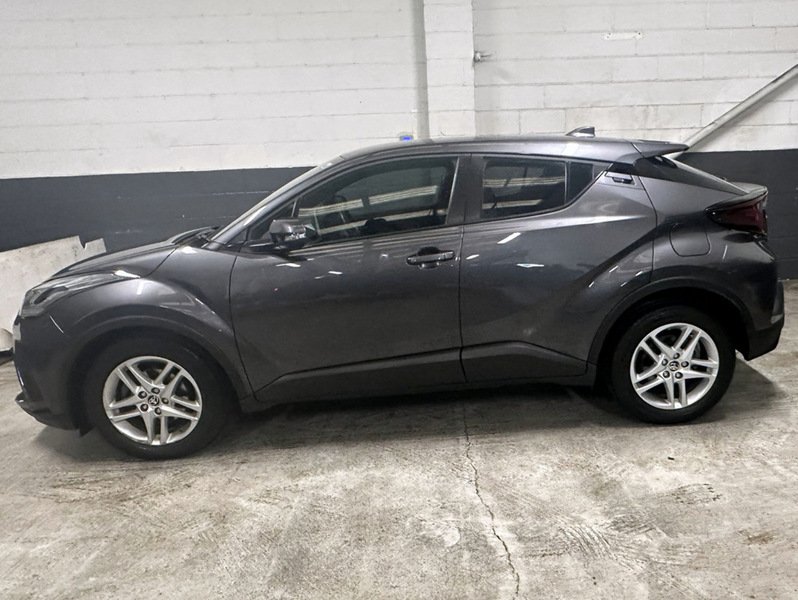 Used Toyota C-HR 2023 for sale - 77677131: Photo 5