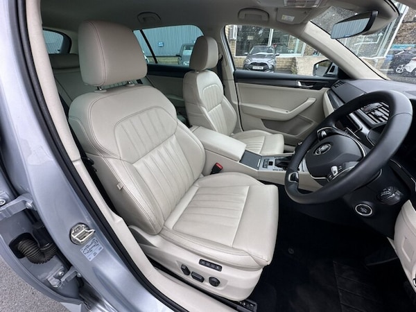 Used Skoda Superb 2022 for sale - 76069271: Photo 13