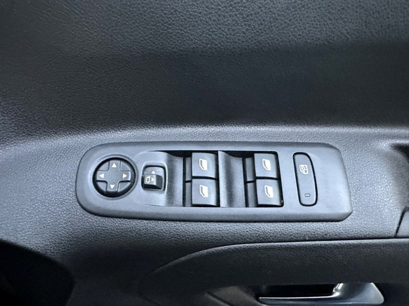 Used Vauxhall Combo Life 2022 for sale - 76368319: Photo 17