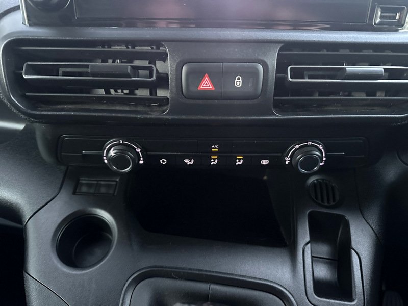 Used Vauxhall Combo Life 2022 for sale - 76368319: Photo 21