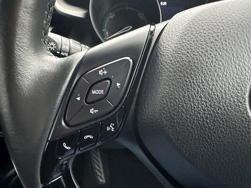 Used Toyota C-HR 2022 for sale - 76374672: Photo 17