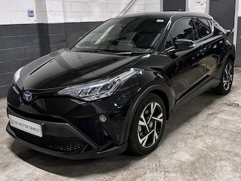 Used Toyota C-HR 2023 for sale - 78532114: Photo