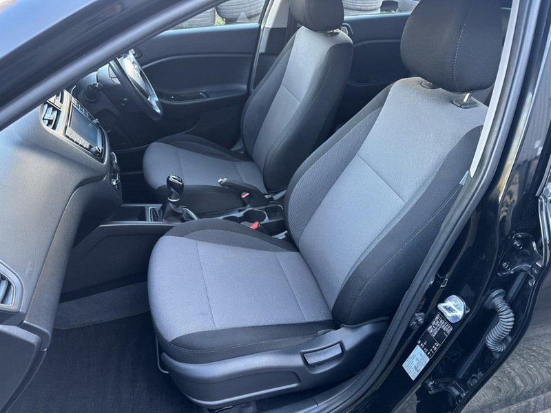 Used Hyundai i20 2017 for sale - 77007758: Photo 13