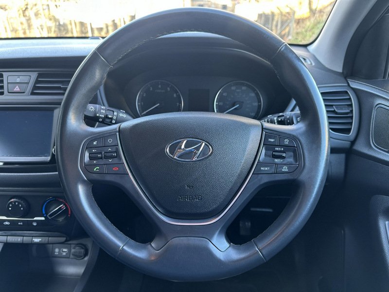 Used Hyundai i20 2017 for sale - 77007758: Photo 21