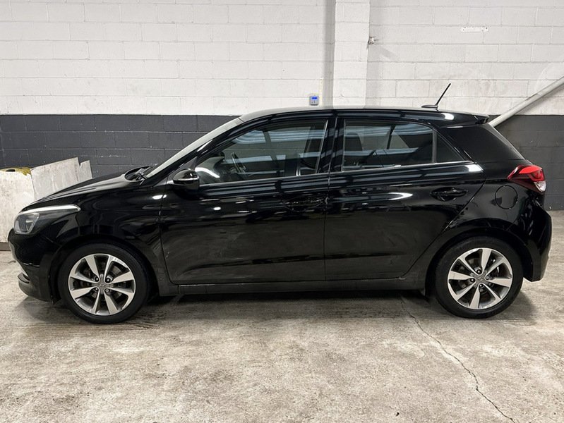 Used Hyundai i20 2017 for sale - 77007758: Photo 5