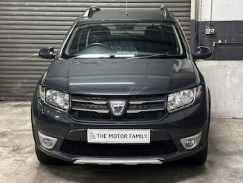 Used Dacia Sandero Stepway 2016 for sale - 77129142: Photo