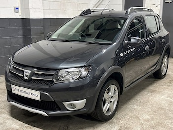 Used Dacia Sandero Stepway 2016 for sale - 77129142: Photo