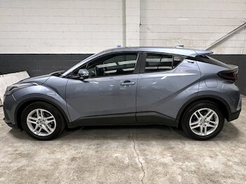 Used Toyota C-HR 2022 for sale - 78927072: Photo