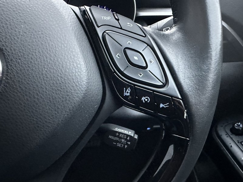 Used Toyota C-HR 2022 for sale - 76845879: Photo 17