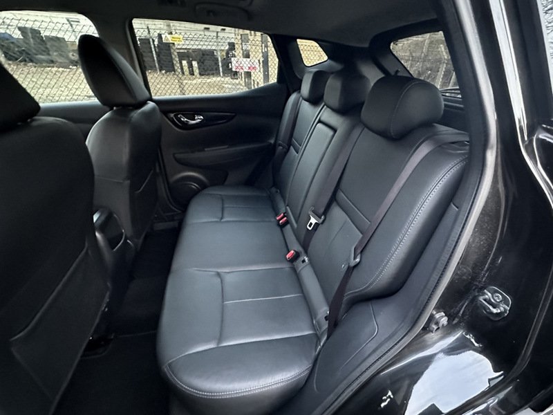 Used Nissan Qashqai 2016 for sale - 77118245: Photo 13