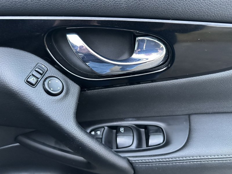 Used Nissan Qashqai 2016 for sale - 77118245: Photo 16