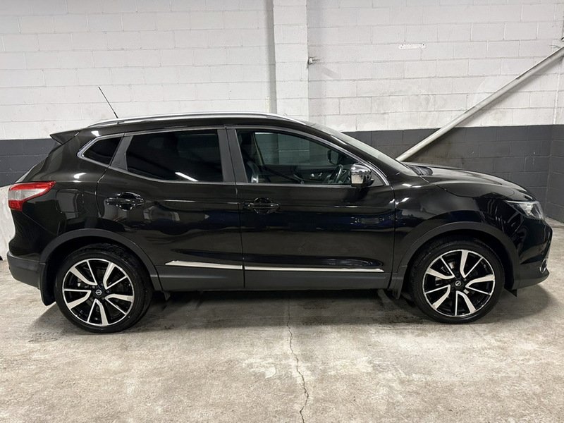 Used Nissan Qashqai 2016 for sale - 77118245: Photo 9