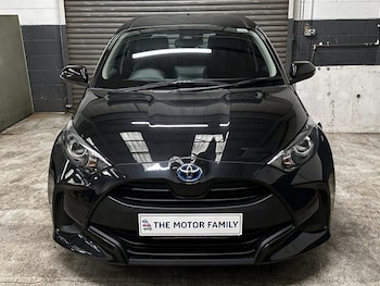 Used Toyota Yaris 2024 for sale - 78544943: Photo