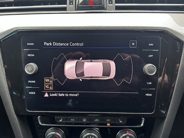 Used Volkswagen Passat 2020 for sale - 76245537: Photo 11