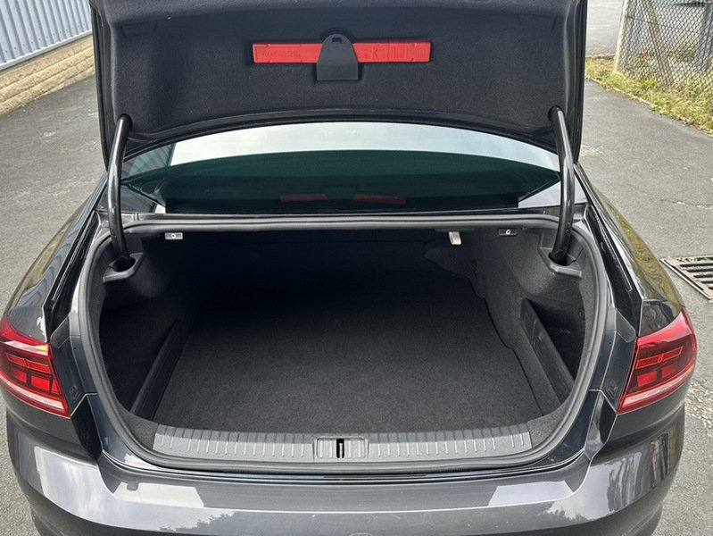Used Volkswagen Passat 2020 for sale - 76520858: Photo 16