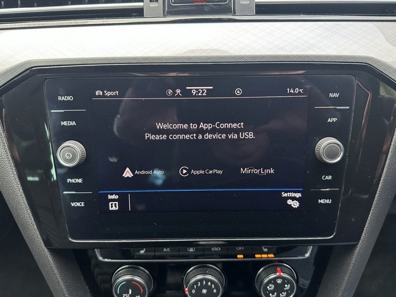 Used Volkswagen Passat 2020 for sale - 76520858: Photo 24