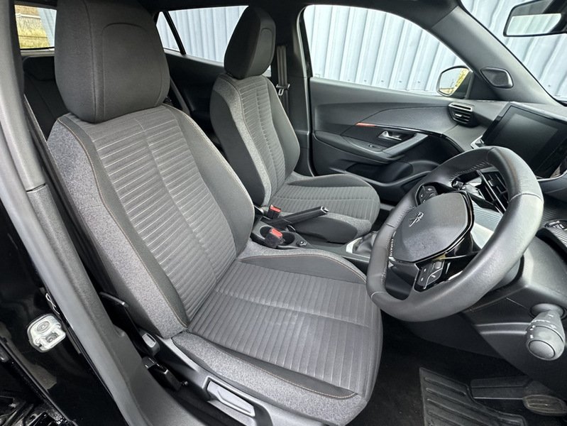 Used Peugeot 2008 2023 for sale - 75877919: Photo 12