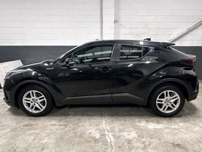 Used Toyota C-HR 2022 for sale - 76643026: Photo 4