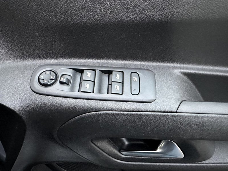 Used Vauxhall Combo Life 2022 for sale - 76884411: Photo 17