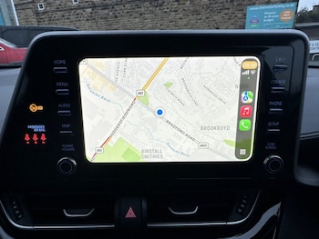 Used Toyota C-HR 2022 for sale - 77213112: Photo