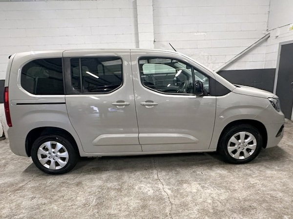 Used Vauxhall Combo Life 2022 for sale - 76171067: Photo 9