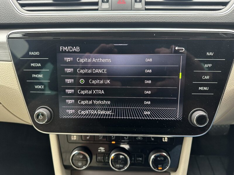 Used Skoda Superb 2022 for sale - 76663668: Photo 26