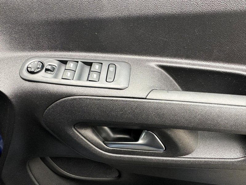 Used Vauxhall Combo Life 2021 for sale - 77873329: Photo 16