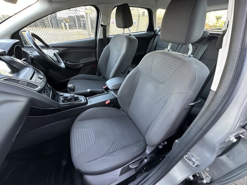 Used Ford Focus 2017 for sale - 76707355: Photo 13