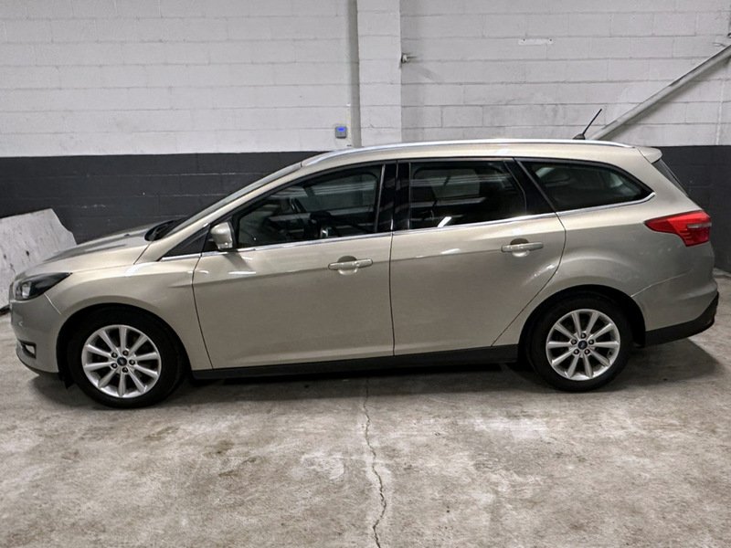 Used Ford Focus 2017 for sale - 76707355: Photo 5