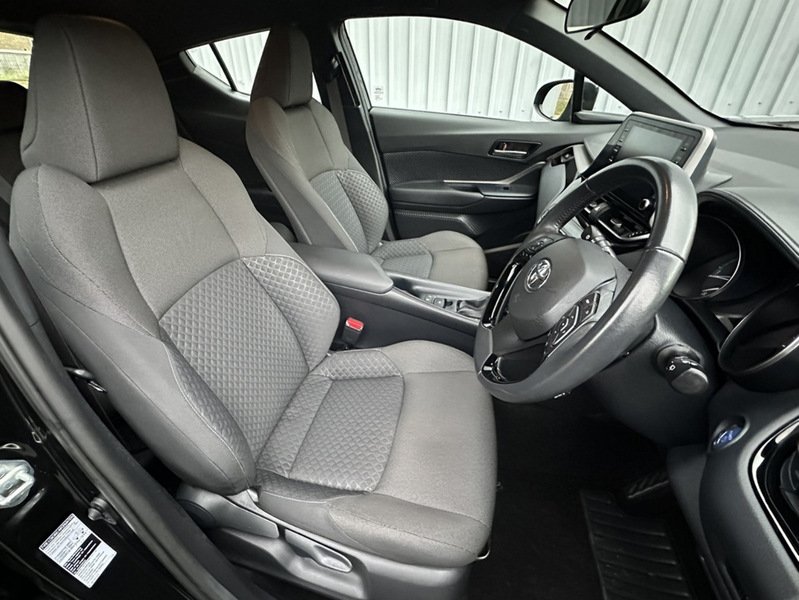 Used Toyota C-HR 2020 for sale - 77003300: Photo 11