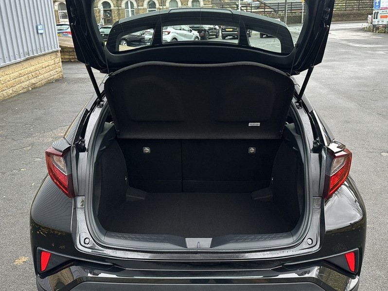 Used Toyota C-HR 2020 for sale - 77003300: Photo 14