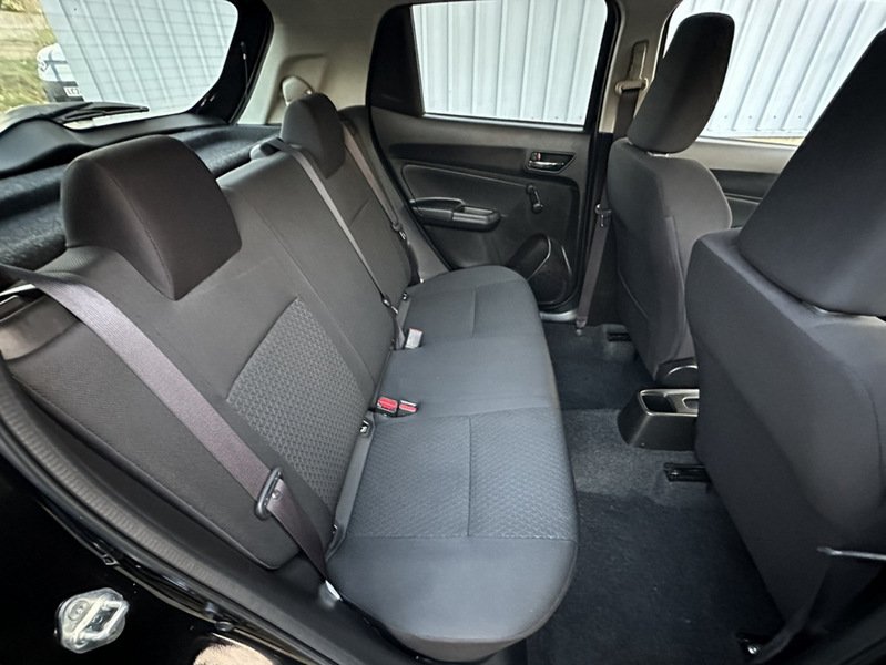 Used Suzuki Swift 2017 for sale - 76612637: Photo 14