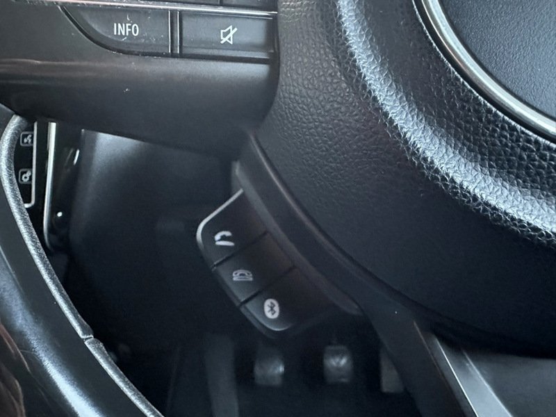 Used Suzuki Swift 2017 for sale - 76612637: Photo 18