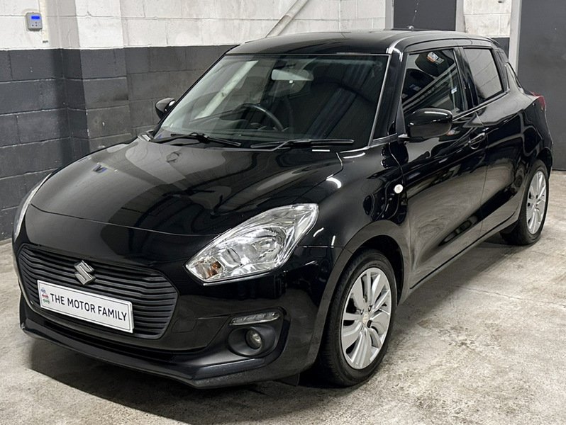 Used Suzuki Swift 2017 for sale - 76612637: Photo 4