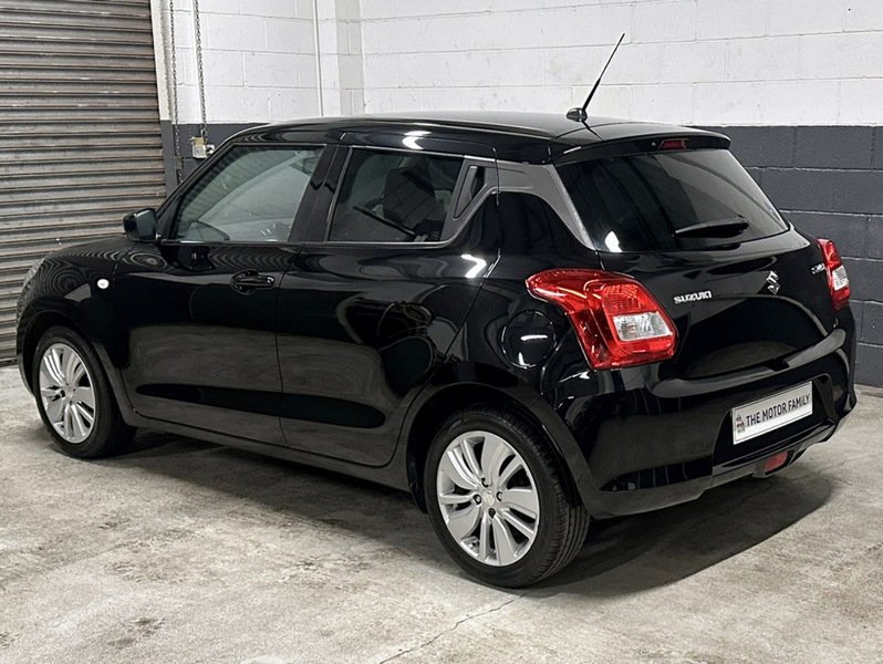 Used Suzuki Swift 2017 for sale - 76612637: Photo 6