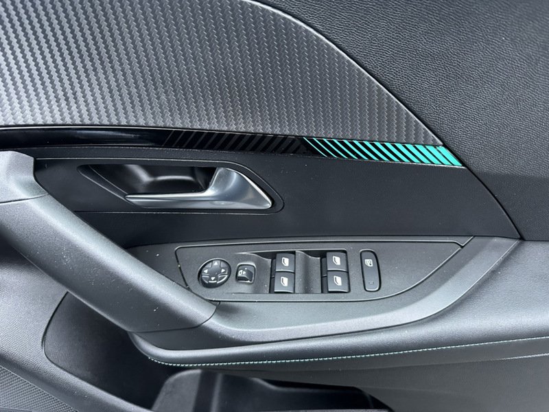 Used Peugeot 2008 2022 for sale - 77475629: Photo 16