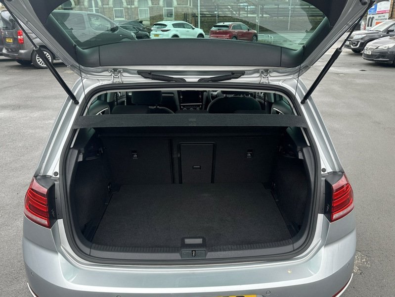 Used Volkswagen Golf 2020 for sale - 77781132: Photo 16