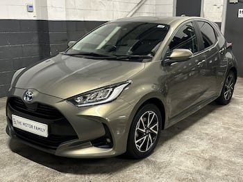 Used Toyota Yaris 2023 for sale - 79691986: Photo