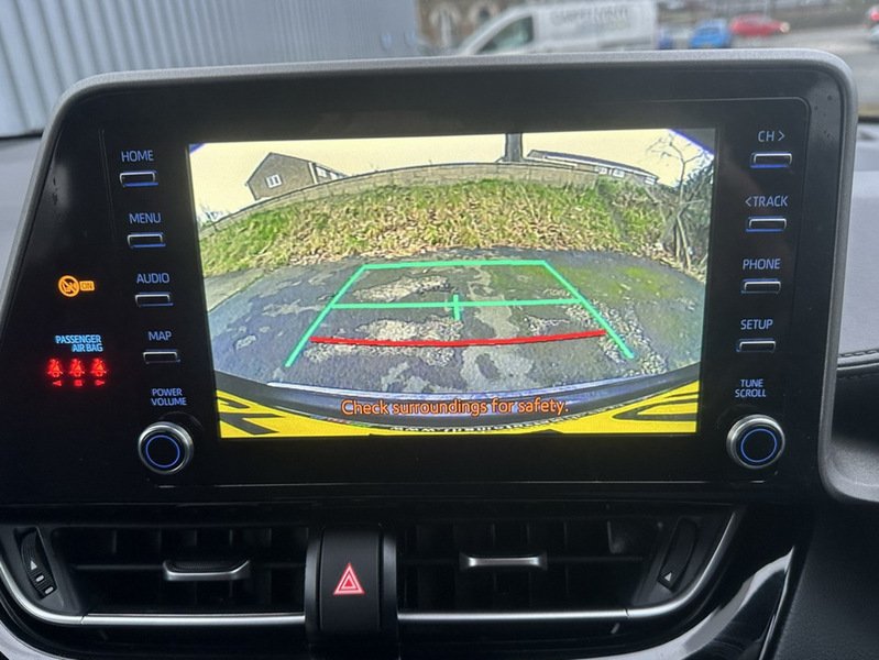 Used Toyota C-HR 2023 for sale - 77677129: Photo 10