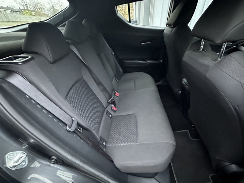 Used Toyota C-HR 2023 for sale - 77677129: Photo 14