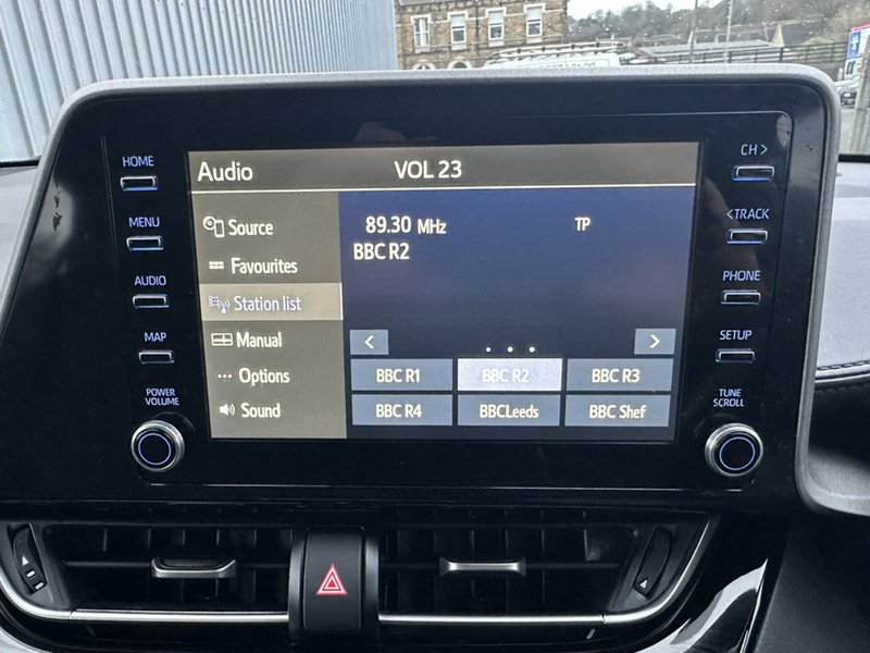 Used Toyota C-HR 2023 for sale - 77677129: Photo 24