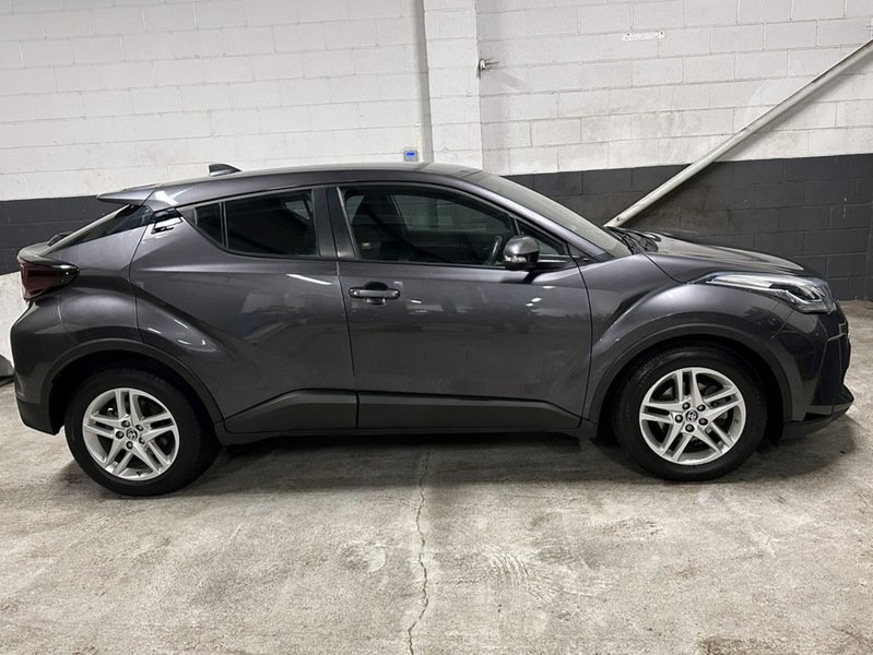 Used Toyota C-HR 2023 for sale - 77677129: Photo 9