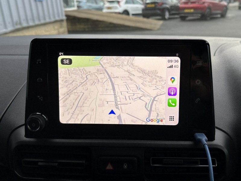 Used Vauxhall Combo Life 2022 for sale - 77007756: Photo 2