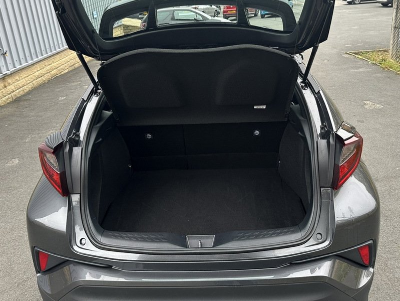 Used Toyota C-HR 2022 for sale - 77065452: Photo 14