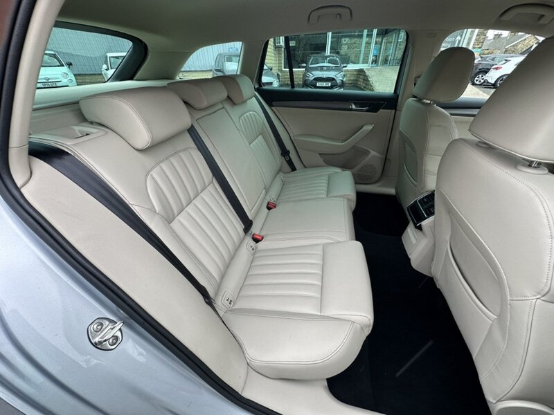 Used Skoda Superb 2022 for sale - 77311339: Photo 15