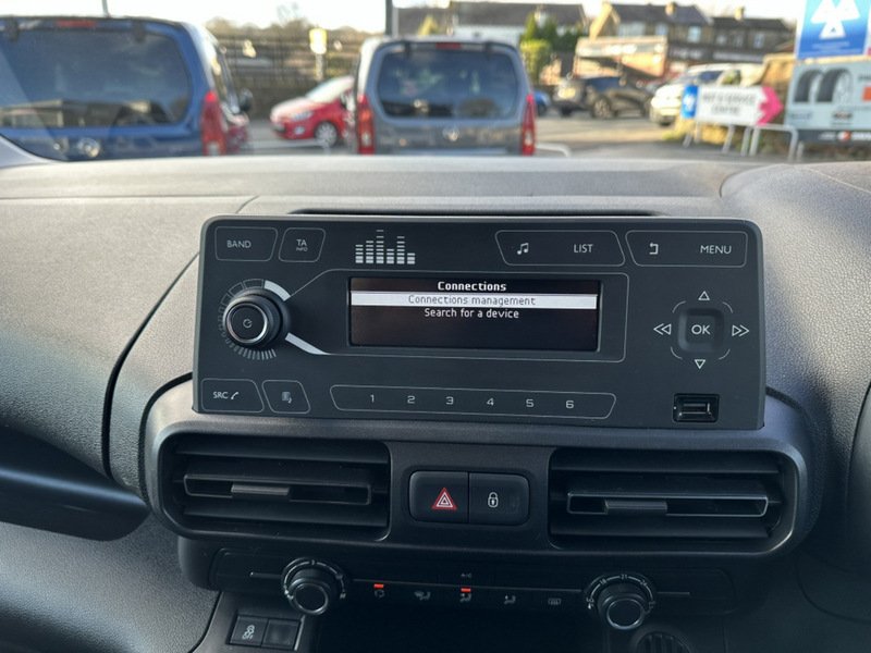 Used Vauxhall Combo Life 2022 for sale - 77007757: Photo 18