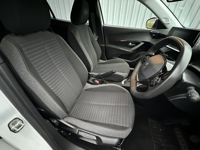 Used Peugeot 2008 2022 for sale - 76725152: Photo 11